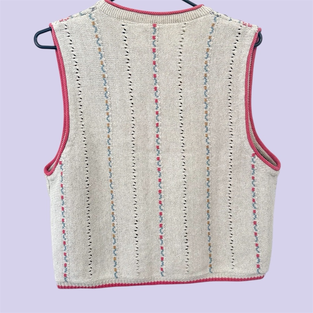 90s vintage Liz wear embroidered sweater vest - Picture 2 of 5